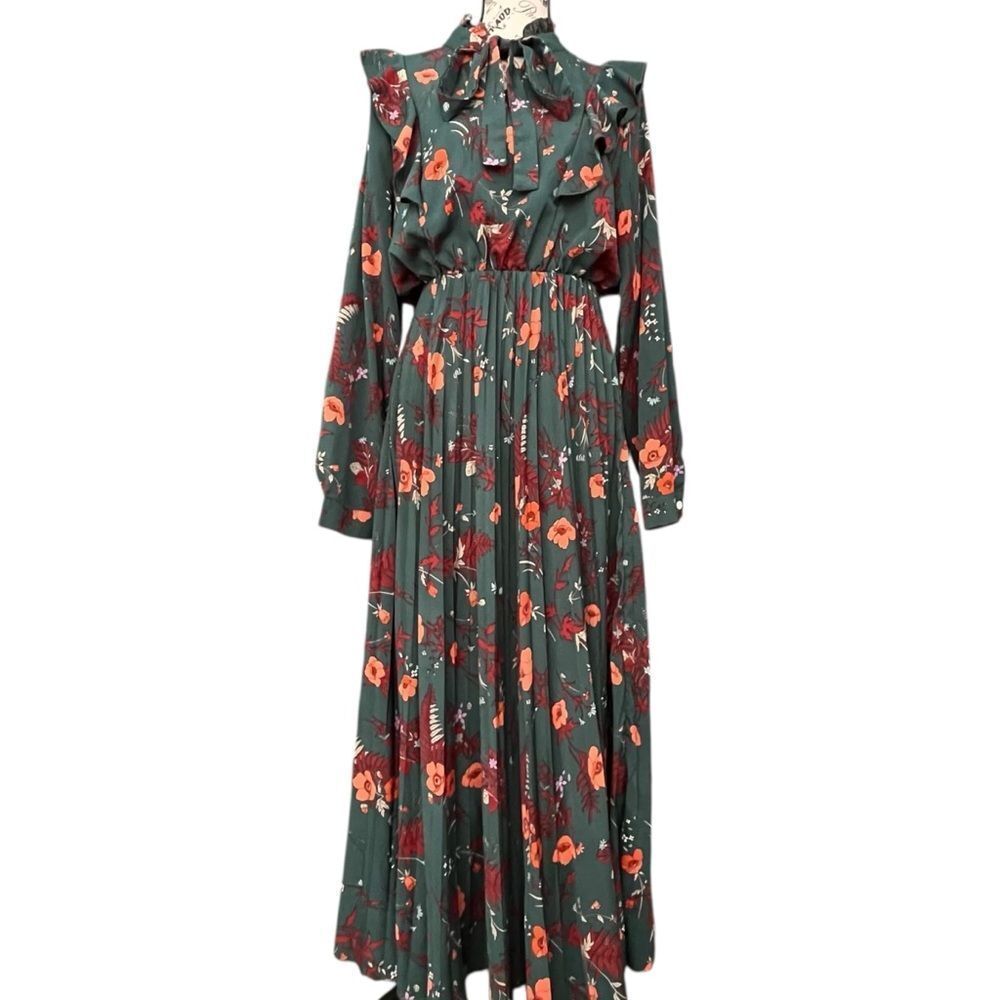 Shein Cottagecore Vibe Floral Long Sleeve Dress in Forest Green in Size Large - Picture 3 of 12